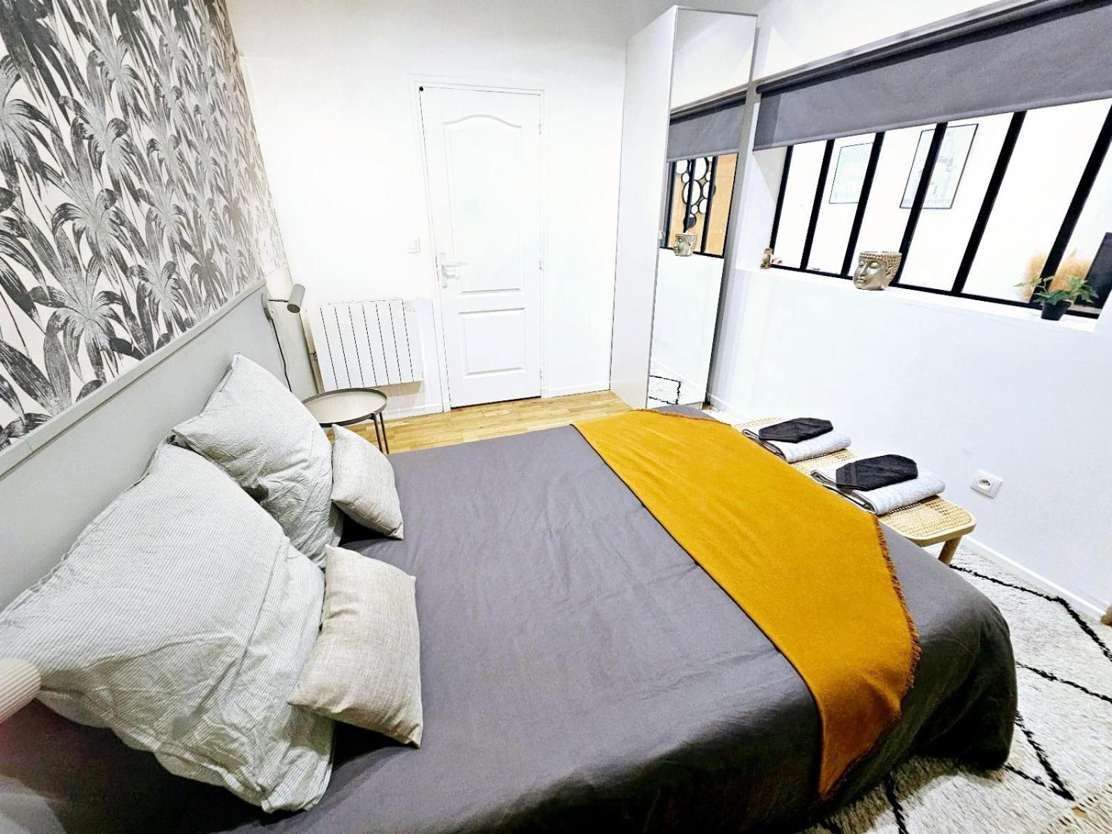 Refuge Urbain - Ideal Pro, Familles & Amis - Le Calme En Hypercentre - Wifi Haut Debit - Netflix - Machine A Laver - Gare, Cathedrale, Commerces, Restaurants & Transports En Commun A Moins De 10 Minutes A Pied Reims Exterior foto